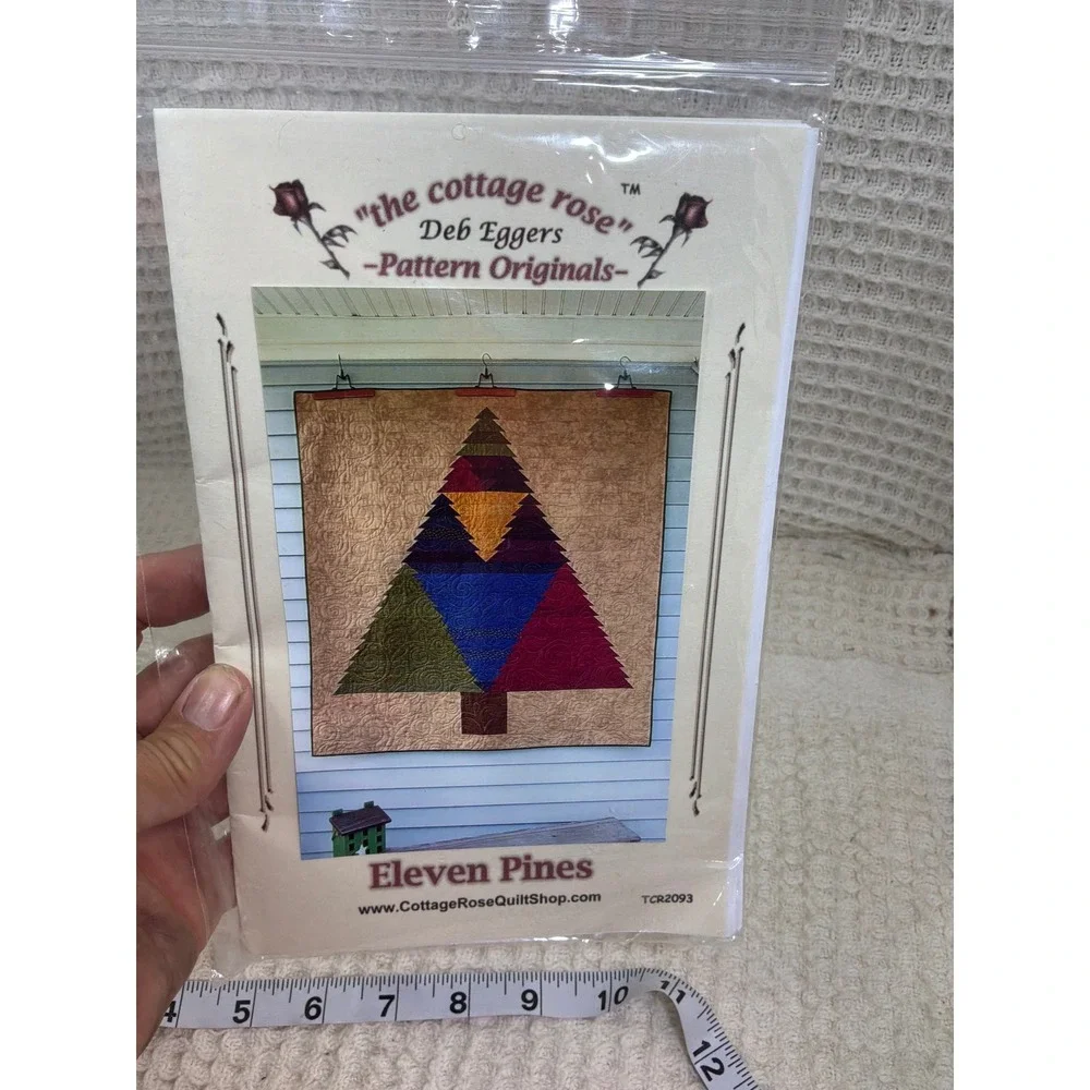 Cottagecore Unisex The Cottage Rose Eleven Pines Quilt Pattern OS Multicolor